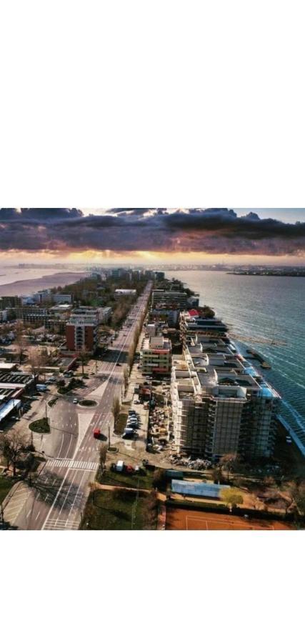 Deluxe Lake View Mamaia Bagian luar foto