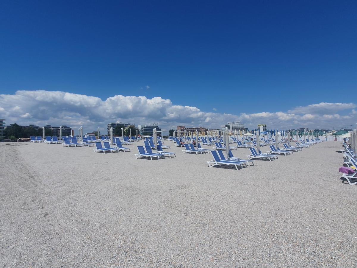 Deluxe Lake View Mamaia Bagian luar foto