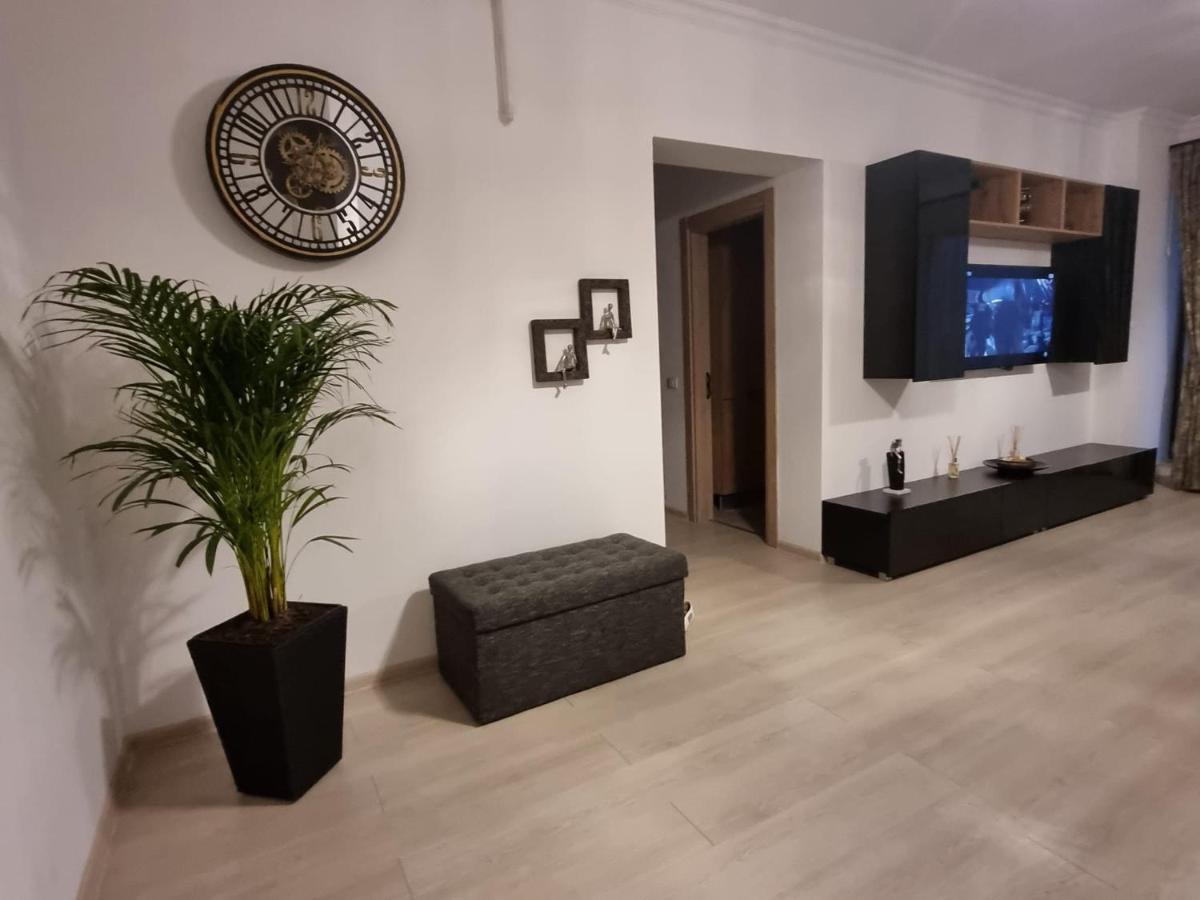 Deluxe Lake View Mamaia Bagian luar foto