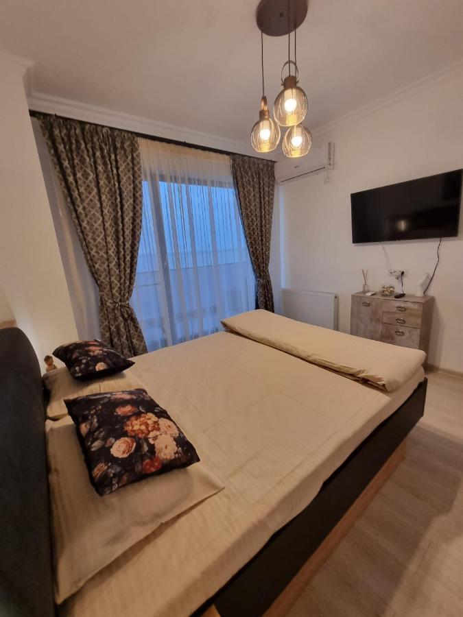 Deluxe Lake View Mamaia Bagian luar foto
