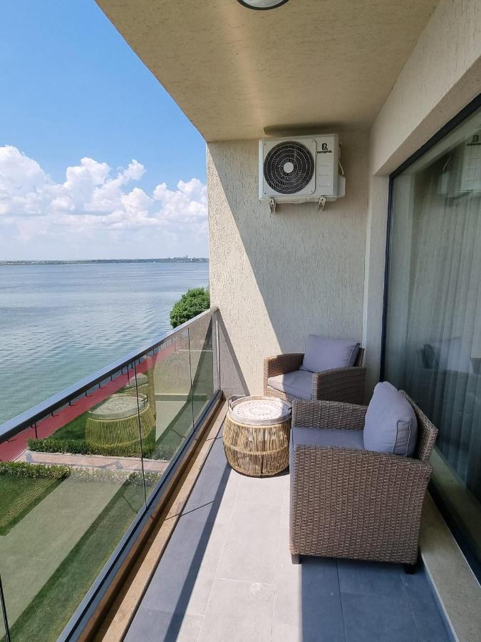 Deluxe Lake View Mamaia Bagian luar foto